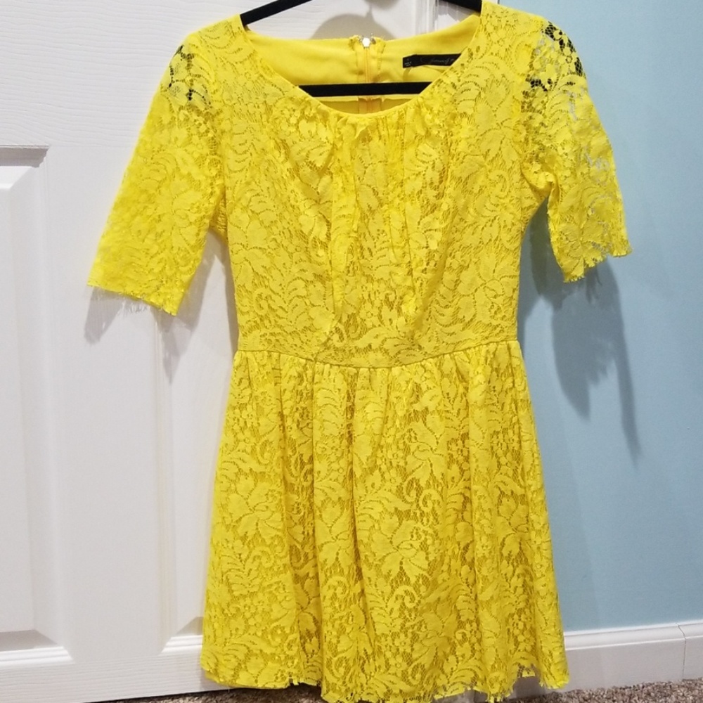 Patterson J. Kincaid lace dress